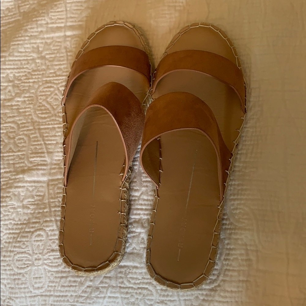 cute women’s sandals!!